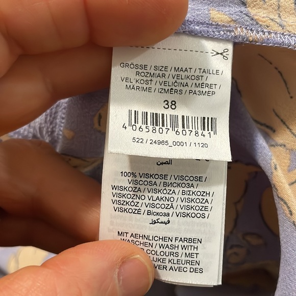 Loose dress - Picture 4 of 4